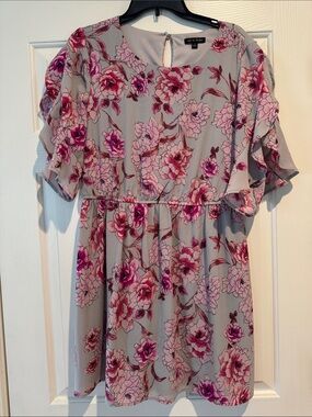 As U Wish Pink Floral Ruffle Sleeve Dress on Gray XL